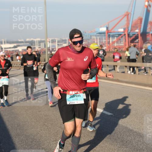 03.10.2025 - Köhlbrandbrückenlauf Yannick Fuchs http://msf.ph/oto/9147567 03.10.2025 08:38:38 Position 2 3118 meine-sportfotos.de