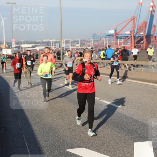 03.10.2025 - Köhlbrandbrückenlauf Yannick Fuchs http://msf.ph/oto/9147618 03.10.2025 08:38:44 Position 2  meine-sportfotos.de