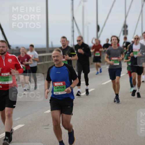 03.10.2025 - Köhlbrandbrückenlauf Jannik Wohlers http://msf.ph/oto/9147653 03.10.2025 15:51:15 Position 1 8909, 8908 meine-sportfotos.de