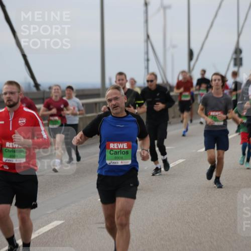 03.10.2025 - Köhlbrandbrückenlauf Jannik Wohlers http://msf.ph/oto/9147658 03.10.2025 15:51:15 Position 1 8909, 6, 8908 meine-sportfotos.de