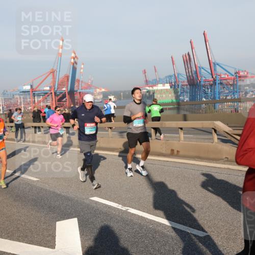 03.10.2025 - Köhlbrandbrückenlauf Yannick Fuchs http://msf.ph/oto/9147688 03.10.2025 08:38:50 Position 2  meine-sportfotos.de