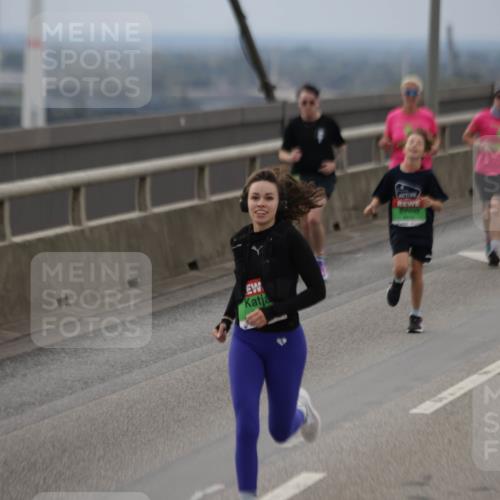 03.10.2025 - Köhlbrandbrückenlauf Jannik Wohlers http://msf.ph/oto/9147867 03.10.2025 15:51:38 Position 1  meine-sportfotos.de
