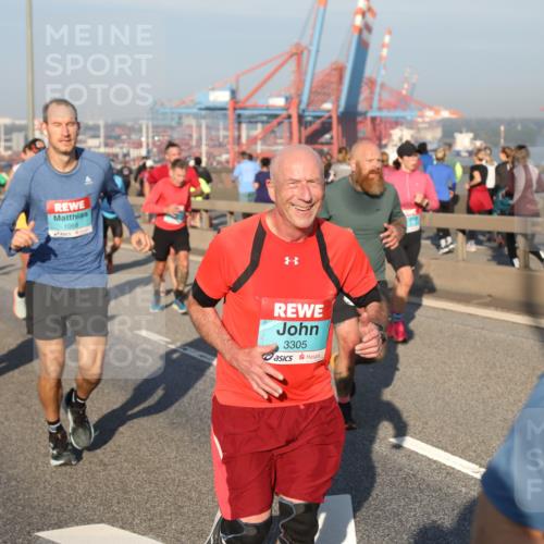 03.10.2025 - Köhlbrandbrückenlauf Yannick Fuchs http://msf.ph/oto/9147890 03.10.2025 08:39:11 Position 2 3001, 1058, 3305 meine-sportfotos.de