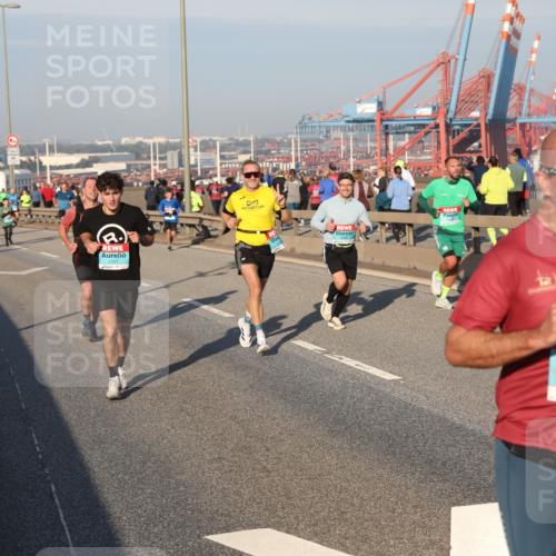 03.10.2025 - Köhlbrandbrückenlauf Yannick Fuchs http://msf.ph/oto/9147964 03.10.2025 08:39:16 Position 2 2995 meine-sportfotos.de
