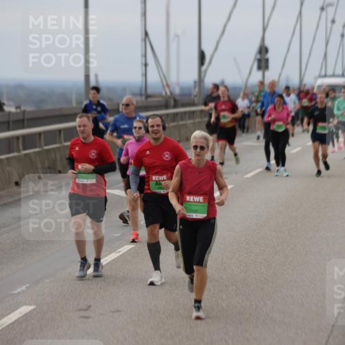03.10.2025 - Köhlbrandbrückenlauf Jannik Wohlers http://msf.ph/oto/9148111 03.10.2025 15:52:04 Position 1 899, 7430 meine-sportfotos.de