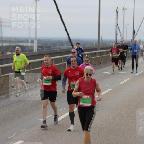 03.10.2025 - Köhlbrandbrückenlauf Jannik Wohlers http://msf.ph/oto/9148138 03.10.2025 15:52:06 Position 1 9000, 7430 meine-sportfotos.de