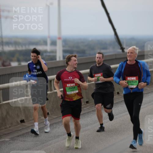 03.10.2025 - Köhlbrandbrückenlauf Jannik Wohlers http://msf.ph/oto/9148192 03.10.2025 15:52:11 Position 1 7315, 7359 meine-sportfotos.de