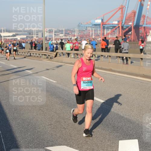 03.10.2025 - Köhlbrandbrückenlauf Yannick Fuchs http://msf.ph/oto/9148243 03.10.2025 08:39:37 Position 2 3251 meine-sportfotos.de