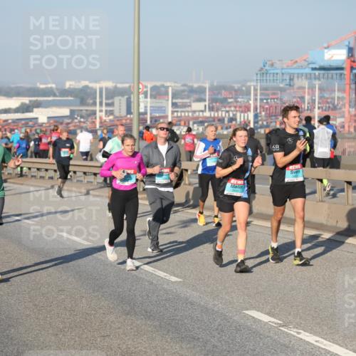 03.10.2025 - Köhlbrandbrückenlauf Yannick Fuchs http://msf.ph/oto/9148303 03.10.2025 08:39:44 Position 2 1105, 168, 3465 meine-sportfotos.de