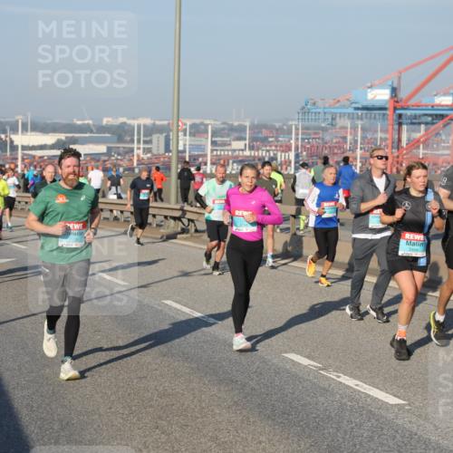 03.10.2025 - Köhlbrandbrückenlauf Yannick Fuchs http://msf.ph/oto/9148337 03.10.2025 08:39:46 Position 2 1105, 3465 meine-sportfotos.de