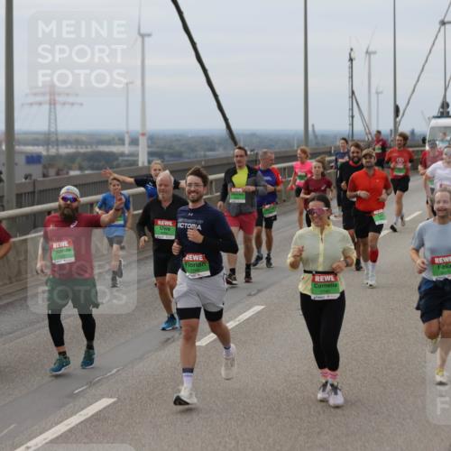 03.10.2025 - Köhlbrandbrückenlauf Jannik Wohlers http://msf.ph/oto/9148340 03.10.2025 15:52:27 Position 1 7565, 7703 meine-sportfotos.de