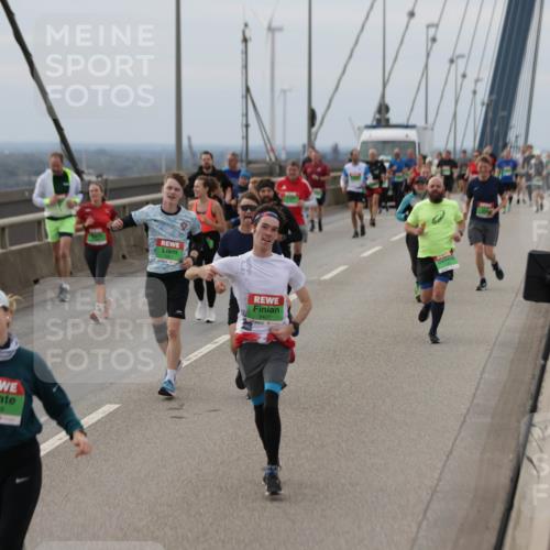 03.10.2025 - Köhlbrandbrückenlauf Jannik Wohlers http://msf.ph/oto/9148539 03.10.2025 15:52:41 Position 1 7119 meine-sportfotos.de