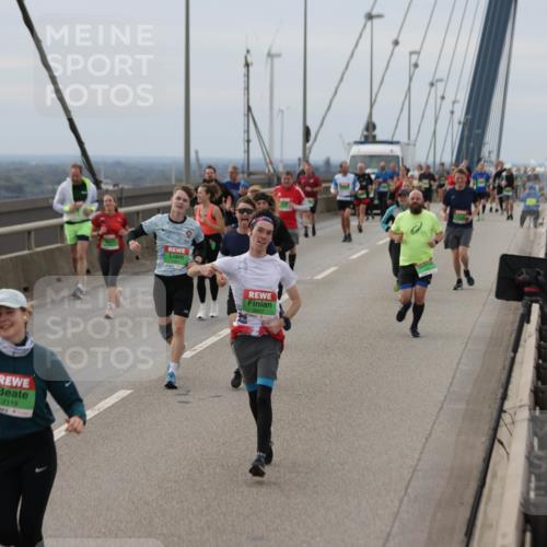 03.10.2025 - Köhlbrandbrückenlauf Jannik Wohlers http://msf.ph/oto/9148540 03.10.2025 15:52:41 Position 1 7119, 9427 meine-sportfotos.de