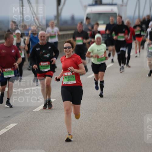 03.10.2025 - Köhlbrandbrückenlauf Jannik Wohlers http://msf.ph/oto/9148654 03.10.2025 15:52:50 Position 1 7872, 9425 meine-sportfotos.de