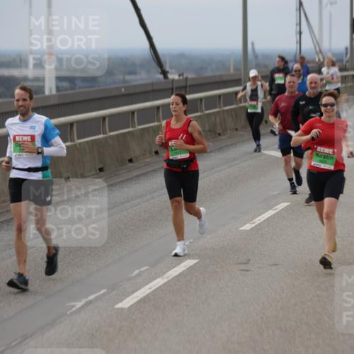 03.10.2025 - Köhlbrandbrückenlauf Jannik Wohlers http://msf.ph/oto/9148674 03.10.2025 15:52:51 Position 1 7872, 9425 meine-sportfotos.de