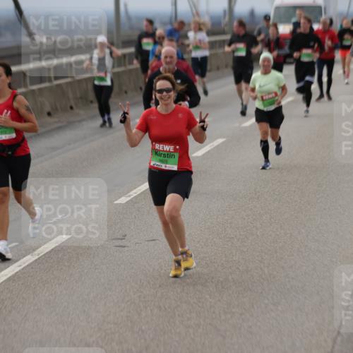 03.10.2025 - Köhlbrandbrückenlauf Jannik Wohlers http://msf.ph/oto/9148685 03.10.2025 15:52:52 Position 1 7872, 9425 meine-sportfotos.de