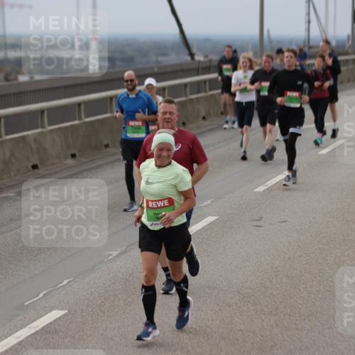 03.10.2025 - Köhlbrandbrückenlauf Jannik Wohlers http://msf.ph/oto/9148760 03.10.2025 15:52:56 Position 1 9424, 96 meine-sportfotos.de