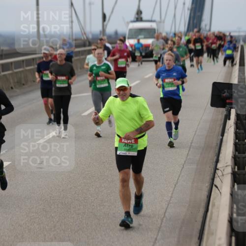 03.10.2025 - Köhlbrandbrückenlauf Jannik Wohlers http://msf.ph/oto/9148854 03.10.2025 15:53:08 Position 1 8845 meine-sportfotos.de
