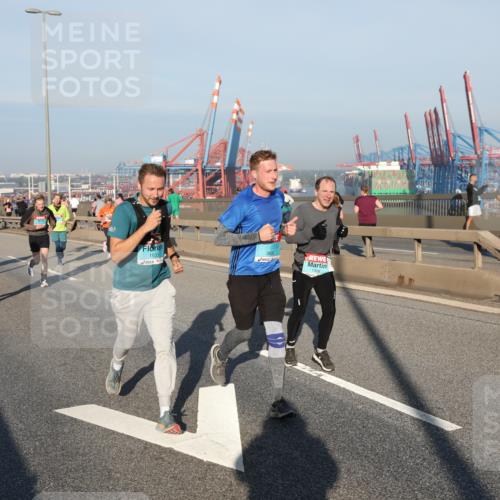 03.10.2025 - Köhlbrandbrückenlauf Yannick Fuchs http://msf.ph/oto/9148876 03.10.2025 08:40:24 Position 2 1533, 1308 meine-sportfotos.de