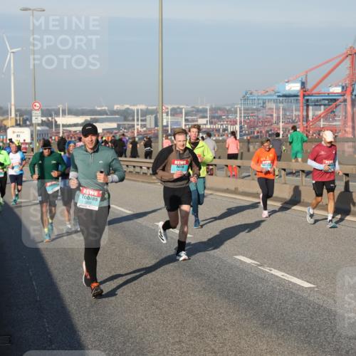 03.10.2025 - Köhlbrandbrückenlauf Yannick Fuchs http://msf.ph/oto/9148883 03.10.2025 08:40:25 Position 2 1359 meine-sportfotos.de
