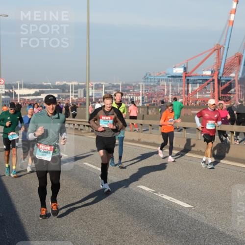 03.10.2025 - Köhlbrandbrückenlauf Yannick Fuchs http://msf.ph/oto/9148886 03.10.2025 08:40:25 Position 2 1359 meine-sportfotos.de