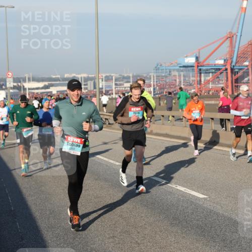 03.10.2025 - Köhlbrandbrückenlauf Yannick Fuchs http://msf.ph/oto/9148897 03.10.2025 08:40:26 Position 2 1359 meine-sportfotos.de