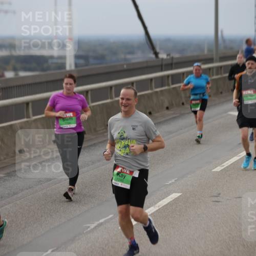 03.10.2025 - Köhlbrandbrückenlauf Jannik Wohlers http://msf.ph/oto/9148974 03.10.2025 15:53:19 Position 1 7243 meine-sportfotos.de
