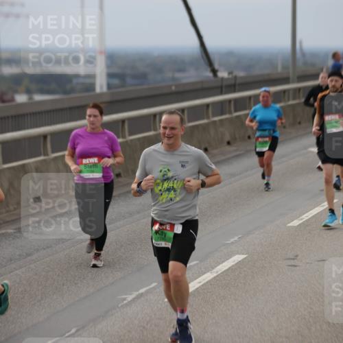 03.10.2025 - Köhlbrandbrückenlauf Jannik Wohlers http://msf.ph/oto/9148977 03.10.2025 15:53:19 Position 1 7734, 7245, 10 meine-sportfotos.de