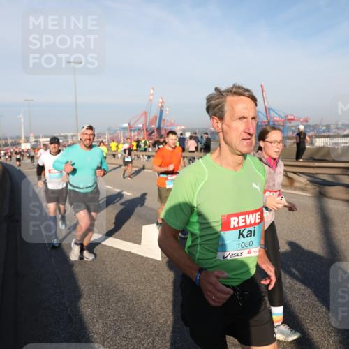 03.10.2025 - Köhlbrandbrückenlauf Yannick Fuchs http://msf.ph/oto/9149183 03.10.2025 08:40:47 Position 2 1080 meine-sportfotos.de