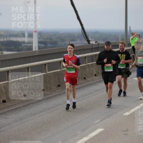03.10.2025 - Köhlbrandbrückenlauf Jannik Wohlers http://msf.ph/oto/9149232 03.10.2025 15:53:41 Position 1  meine-sportfotos.de
