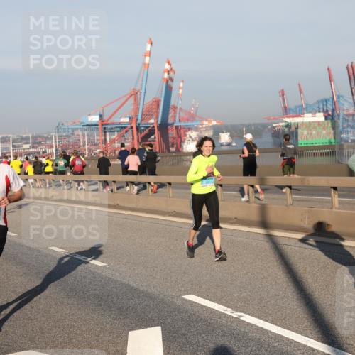 03.10.2025 - Köhlbrandbrückenlauf Yannick Fuchs http://msf.ph/oto/9149235 03.10.2025 08:40:50 Position 2  meine-sportfotos.de
