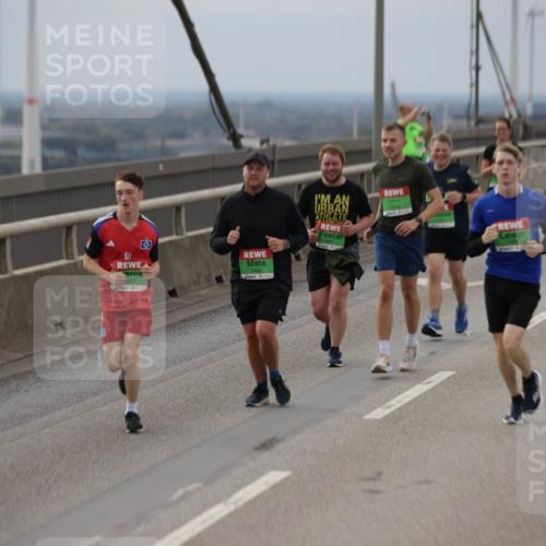 03.10.2025 - Köhlbrandbrückenlauf Jannik Wohlers http://msf.ph/oto/9149237 03.10.2025 15:53:41 Position 1 16, 7483 meine-sportfotos.de