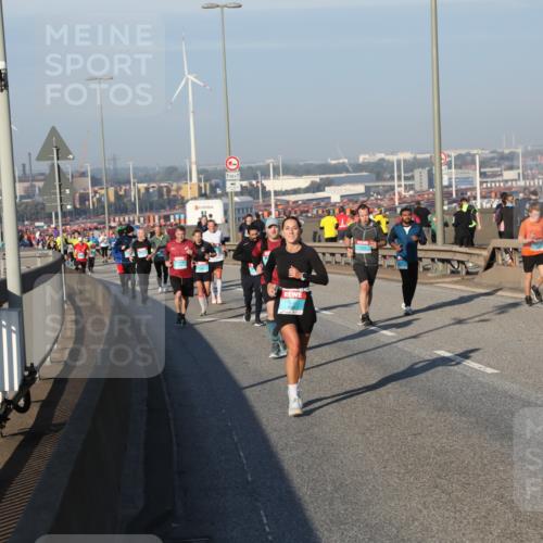 03.10.2025 - Köhlbrandbrückenlauf Yannick Fuchs http://msf.ph/oto/9149314 03.10.2025 08:40:57 Position 2  meine-sportfotos.de