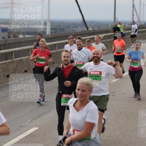 03.10.2025 - Köhlbrandbrückenlauf Jannik Wohlers http://msf.ph/oto/9149379 03.10.2025 15:53:52 Position 1 6952, 855, 8549 meine-sportfotos.de