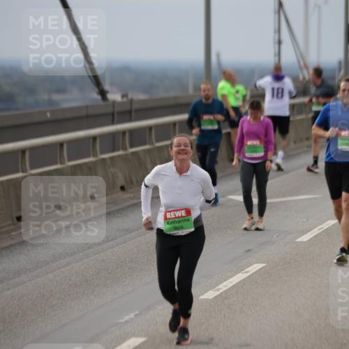 03.10.2025 - Köhlbrandbrückenlauf Jannik Wohlers http://msf.ph/oto/9149468 03.10.2025 15:54:01 Position 1 9658, 18 meine-sportfotos.de