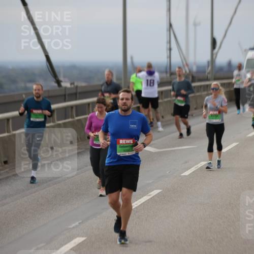 03.10.2025 - Köhlbrandbrückenlauf Jannik Wohlers http://msf.ph/oto/9149482 03.10.2025 15:54:03 Position 1 9252, 18 meine-sportfotos.de