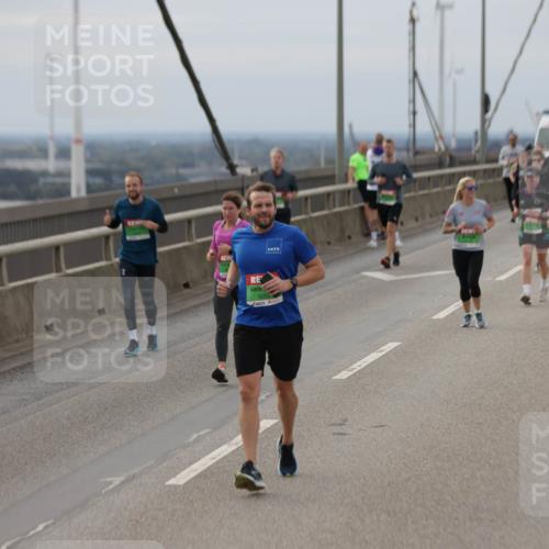 03.10.2025 - Köhlbrandbrückenlauf Jannik Wohlers http://msf.ph/oto/9149493 03.10.2025 15:54:04 Position 1  meine-sportfotos.de
