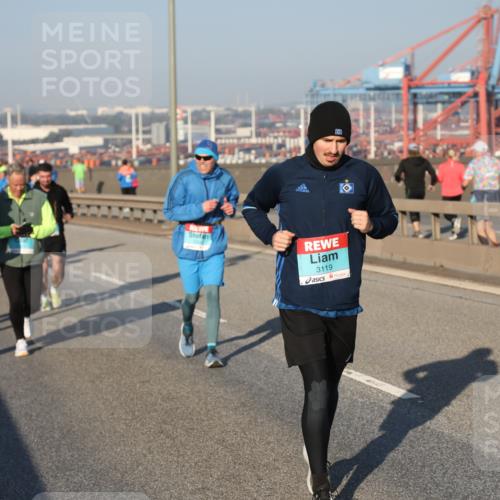 03.10.2025 - Köhlbrandbrückenlauf Yannick Fuchs http://msf.ph/oto/9149502 03.10.2025 08:41:11 Position 2 3119 meine-sportfotos.de