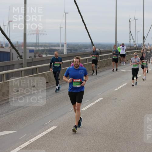 03.10.2025 - Köhlbrandbrückenlauf Jannik Wohlers http://msf.ph/oto/9149507 03.10.2025 15:54:06 Position 1 18 meine-sportfotos.de