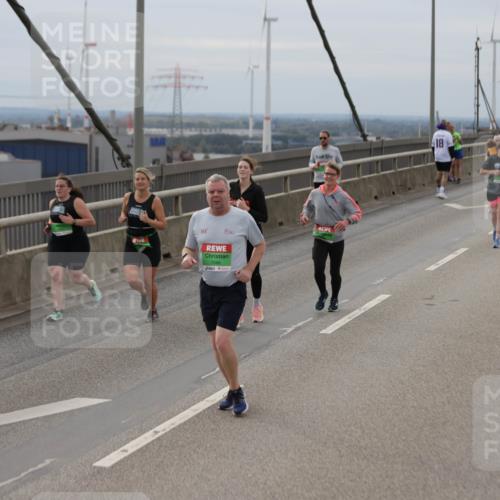 03.10.2025 - Köhlbrandbrückenlauf Jannik Wohlers http://msf.ph/oto/9149573 03.10.2025 15:54:16 Position 1 361, 7586 meine-sportfotos.de