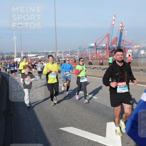 03.10.2025 - Köhlbrandbrückenlauf Yannick Fuchs http://msf.ph/oto/9149590 03.10.2025 08:41:17 Position 2 1445 meine-sportfotos.de