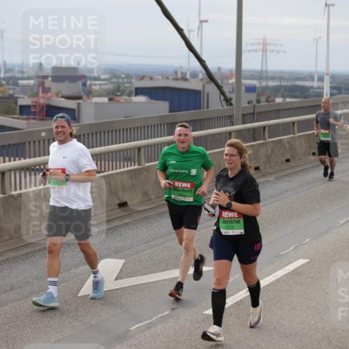 03.10.2025 - Köhlbrandbrückenlauf Jannik Wohlers http://msf.ph/oto/9149682 03.10.2025 15:54:27 Position 1 7538 meine-sportfotos.de