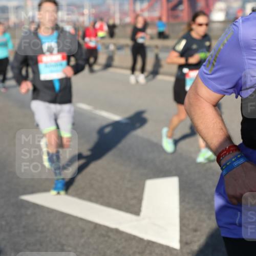 03.10.2025 - Köhlbrandbrückenlauf Yannick Fuchs http://msf.ph/oto/9149737 03.10.2025 08:41:28 Position 2  meine-sportfotos.de