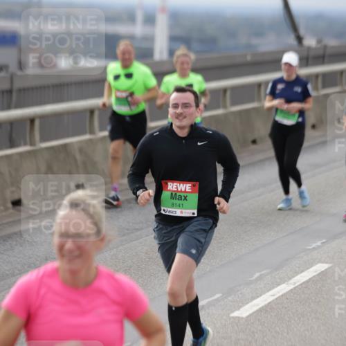 03.10.2025 - Köhlbrandbrückenlauf Jannik Wohlers http://msf.ph/oto/9149755 03.10.2025 15:54:33 Position 1 8141 meine-sportfotos.de