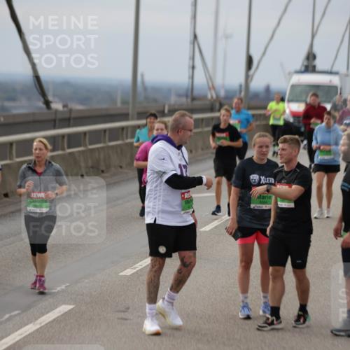 03.10.2025 - Köhlbrandbrückenlauf Jannik Wohlers http://msf.ph/oto/9149762 03.10.2025 15:54:34 Position 1 8054 meine-sportfotos.de