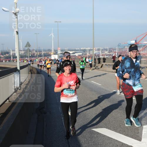 03.10.2025 - Köhlbrandbrückenlauf Yannick Fuchs http://msf.ph/oto/9149796 03.10.2025 08:41:32 Position 2 1119, 1352 meine-sportfotos.de