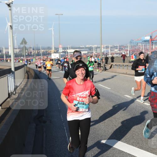 03.10.2025 - Köhlbrandbrückenlauf Yannick Fuchs http://msf.ph/oto/9149797 03.10.2025 08:41:32 Position 2 1119, 1352 meine-sportfotos.de