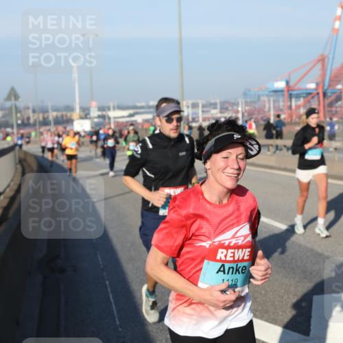 03.10.2025 - Köhlbrandbrückenlauf Yannick Fuchs http://msf.ph/oto/9149809 03.10.2025 08:41:33 Position 2 1119 meine-sportfotos.de