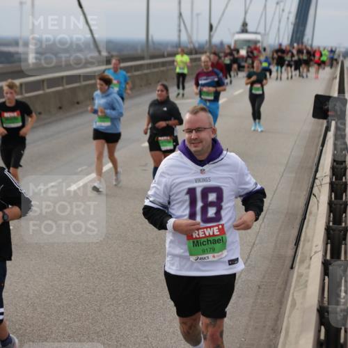 03.10.2025 - Köhlbrandbrückenlauf Jannik Wohlers http://msf.ph/oto/9149821 03.10.2025 15:54:39 Position 1 7622, 18, 9179 meine-sportfotos.de