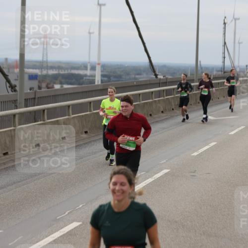 03.10.2025 - Köhlbrandbrückenlauf Jannik Wohlers http://msf.ph/oto/9149889 03.10.2025 15:54:46 Position 1  meine-sportfotos.de